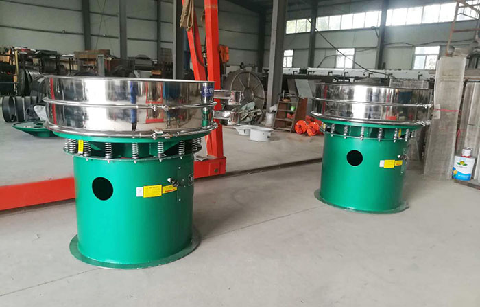 兩臺(tái)無(wú)防塵蓋皂粉旋振篩展示圖