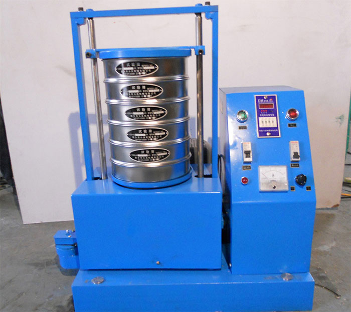 磁懸浮試驗(yàn)篩利用磁懸浮的特殊功能，能幫助該產(chǎn)品實(shí)現(xiàn)：上下，前后，左右等多種運(yùn)動(dòng)方式。